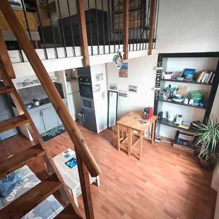 In Quiet And Convenient Apartament *